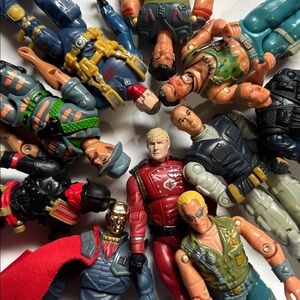 GI JOES Early 2000s GI Joe G.I.Joe Action Figures Y2K GIJOES COLLECTION